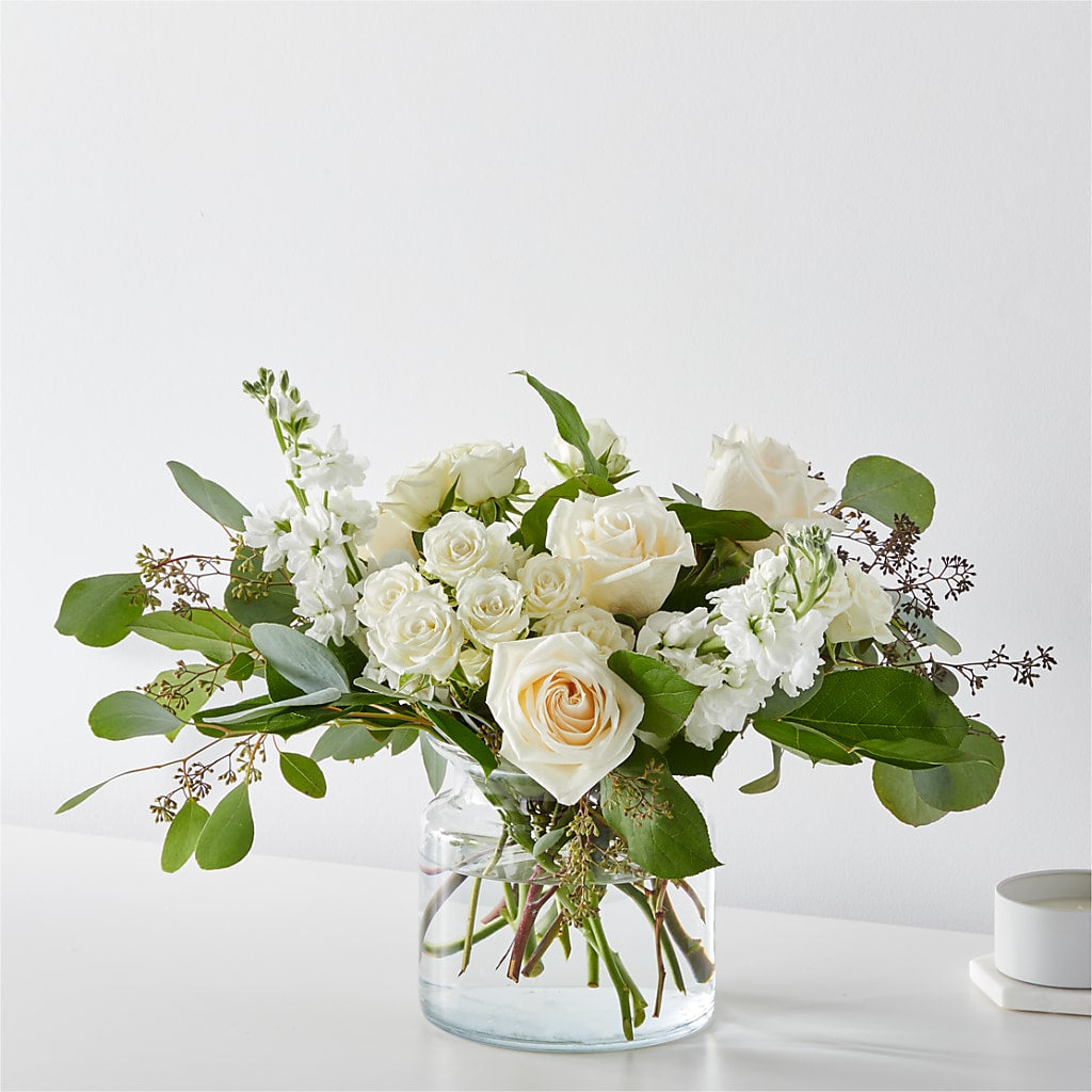 Fresh Linen Bouquet – SHASTA DAISY'S FLORIST & BOUTIQUE, Mobile AL
