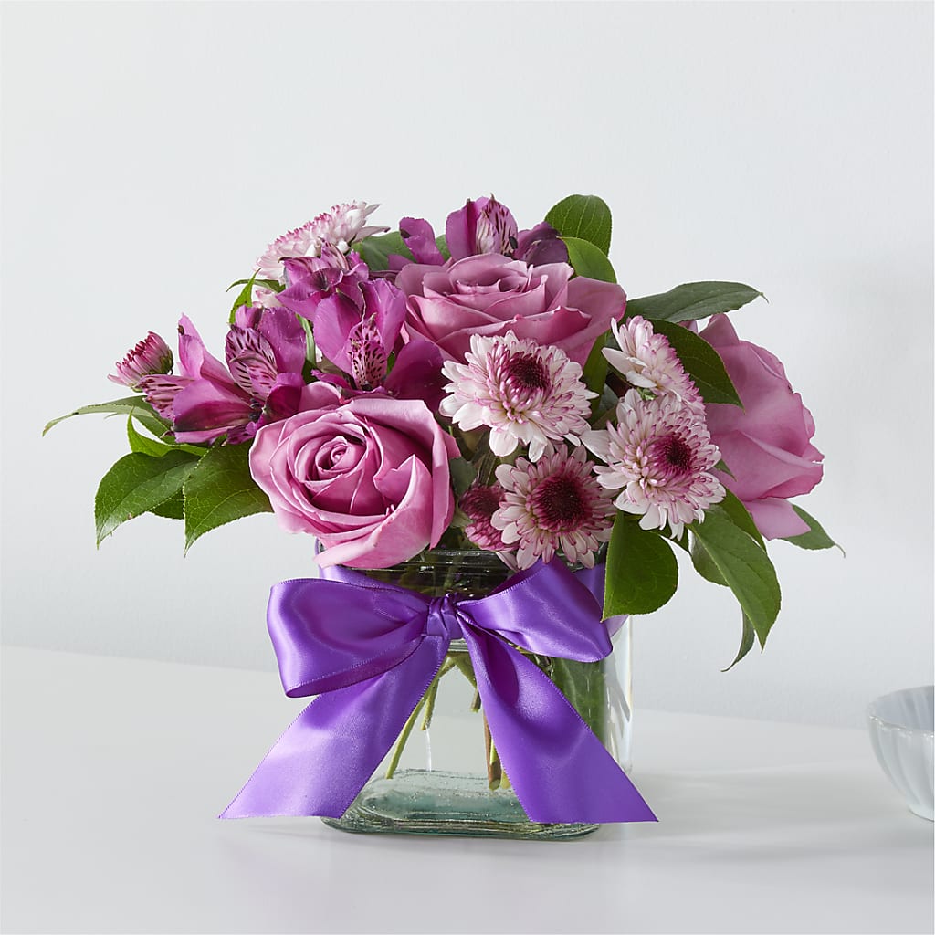 Sugarplum Bouquet – SHASTA DAISY'S FLORIST & BOUTIQUE, Mobile AL