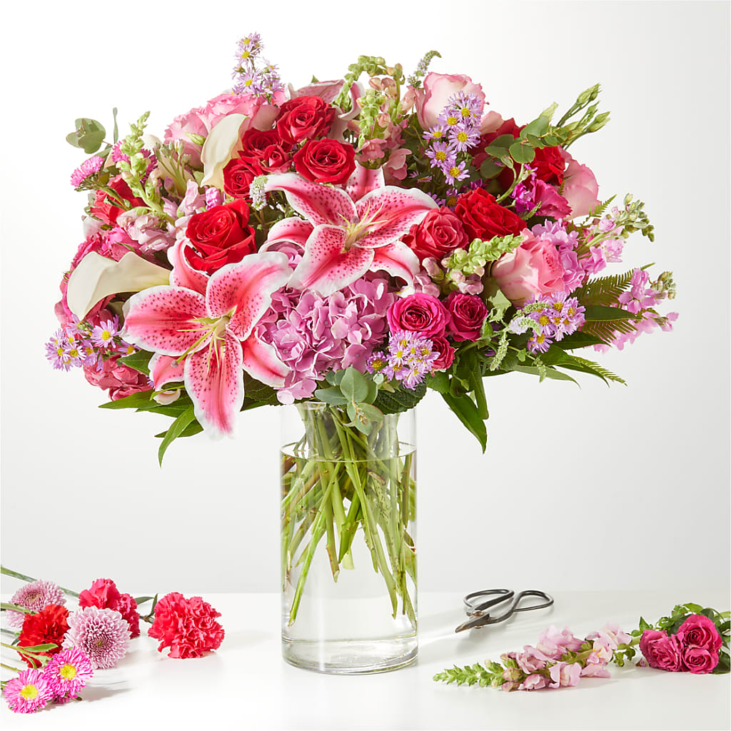 Swooning Over You - A Luxury Florist Original – SHASTA DAISY'S FLORIST & BOUTIQUE, Mobile AL