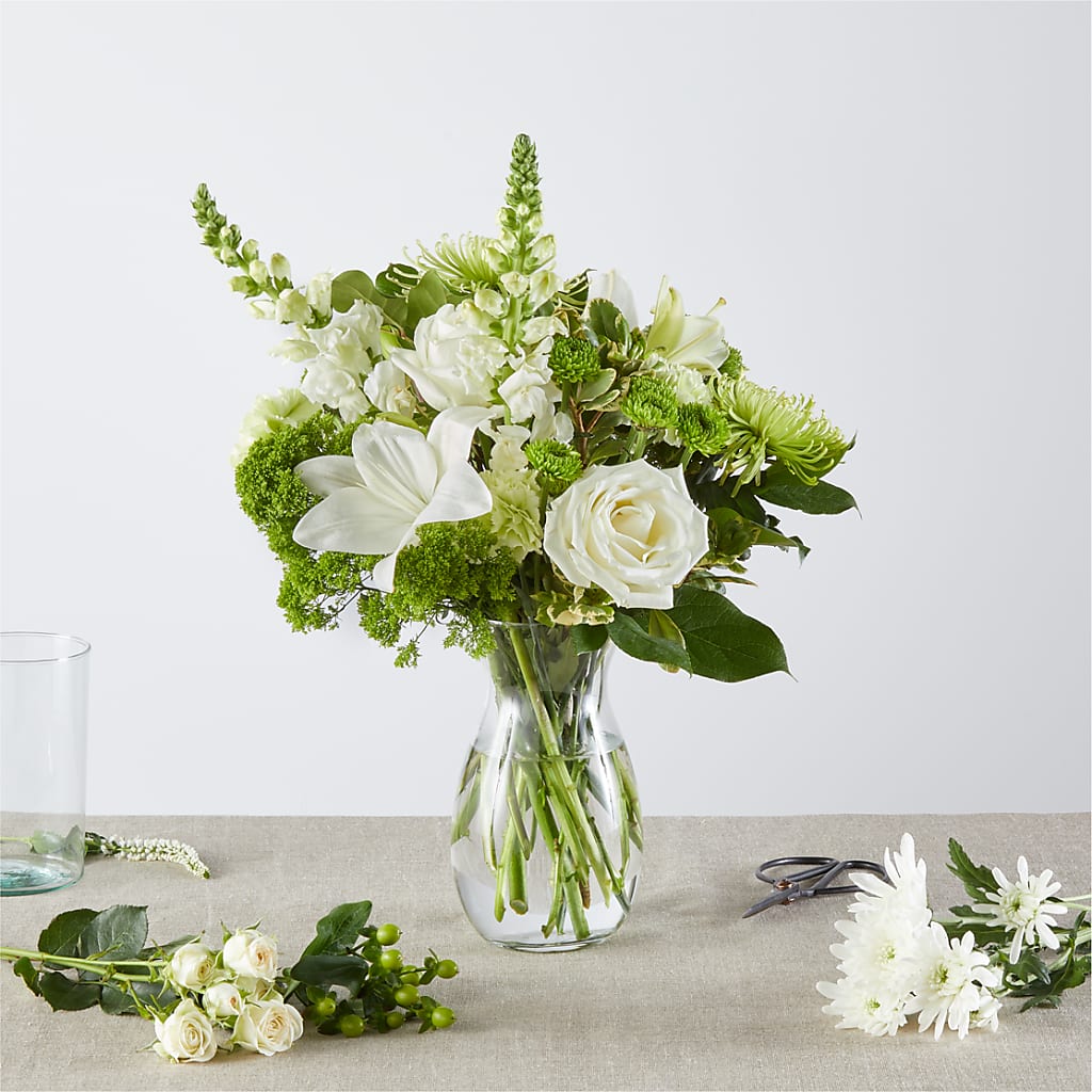 Irish Garden - A Florist Original – SHASTA DAISY'S FLORIST & BOUTIQUE, Mobile AL