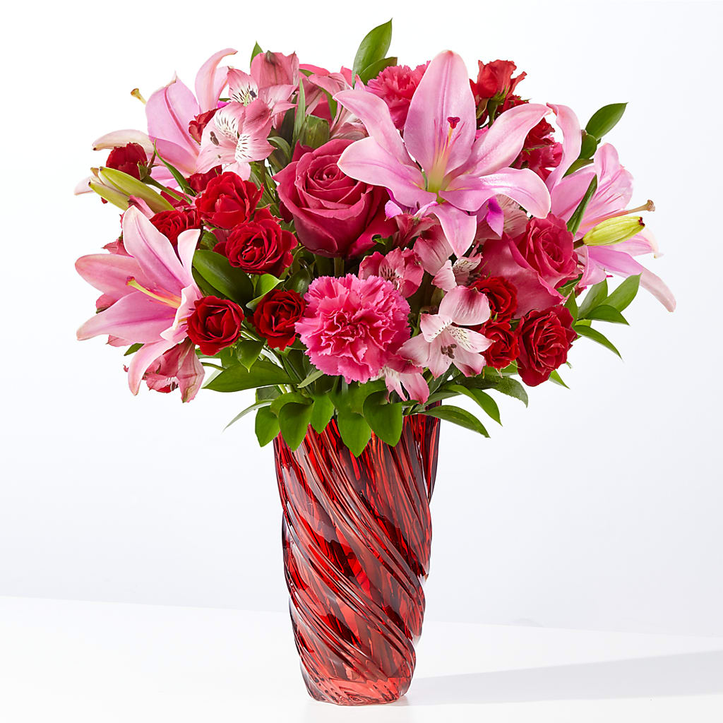 In Love Bouquet with Luxe Swirl Vase – SHASTA DAISY'S FLORIST & BOUTIQUE, Mobile AL