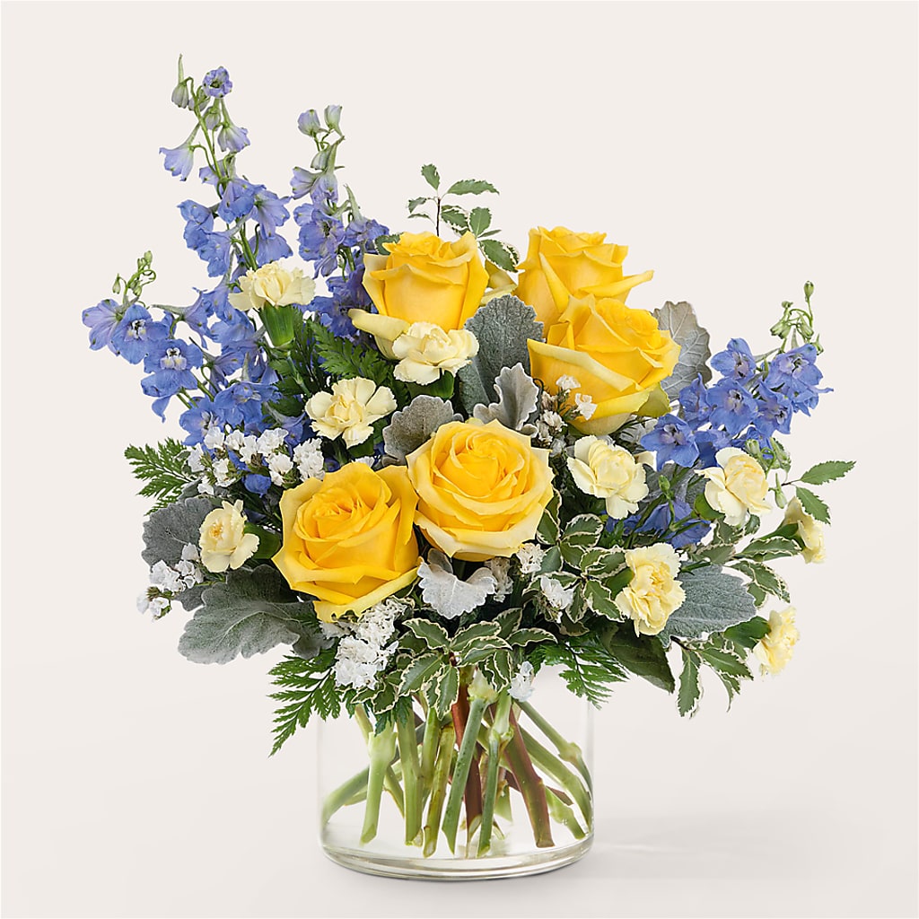 Butterfly Wings Bouquet – SHASTA DAISY'S FLORIST & BOUTIQUE, Mobile AL