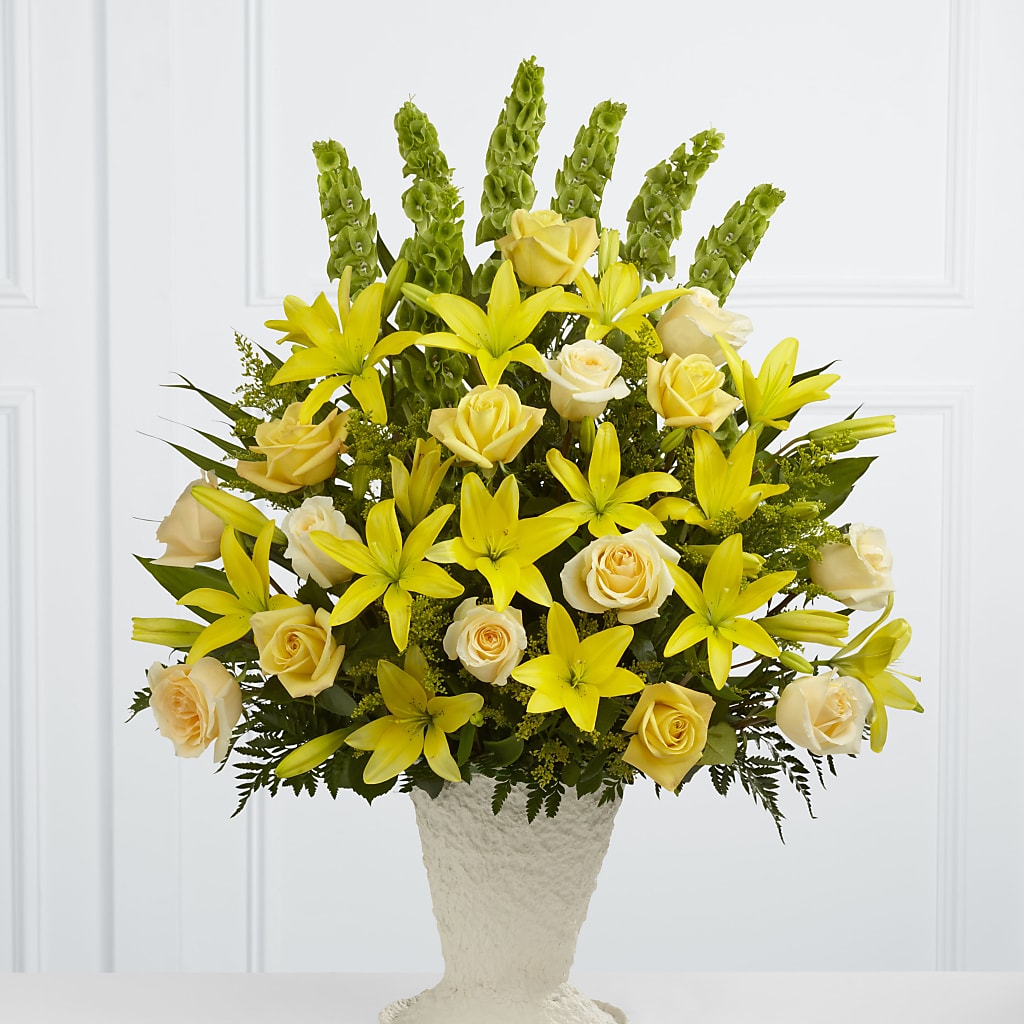 Golden Memories Arrangement – SHASTA DAISY'S FLORIST & BOUTIQUE, Mobile AL