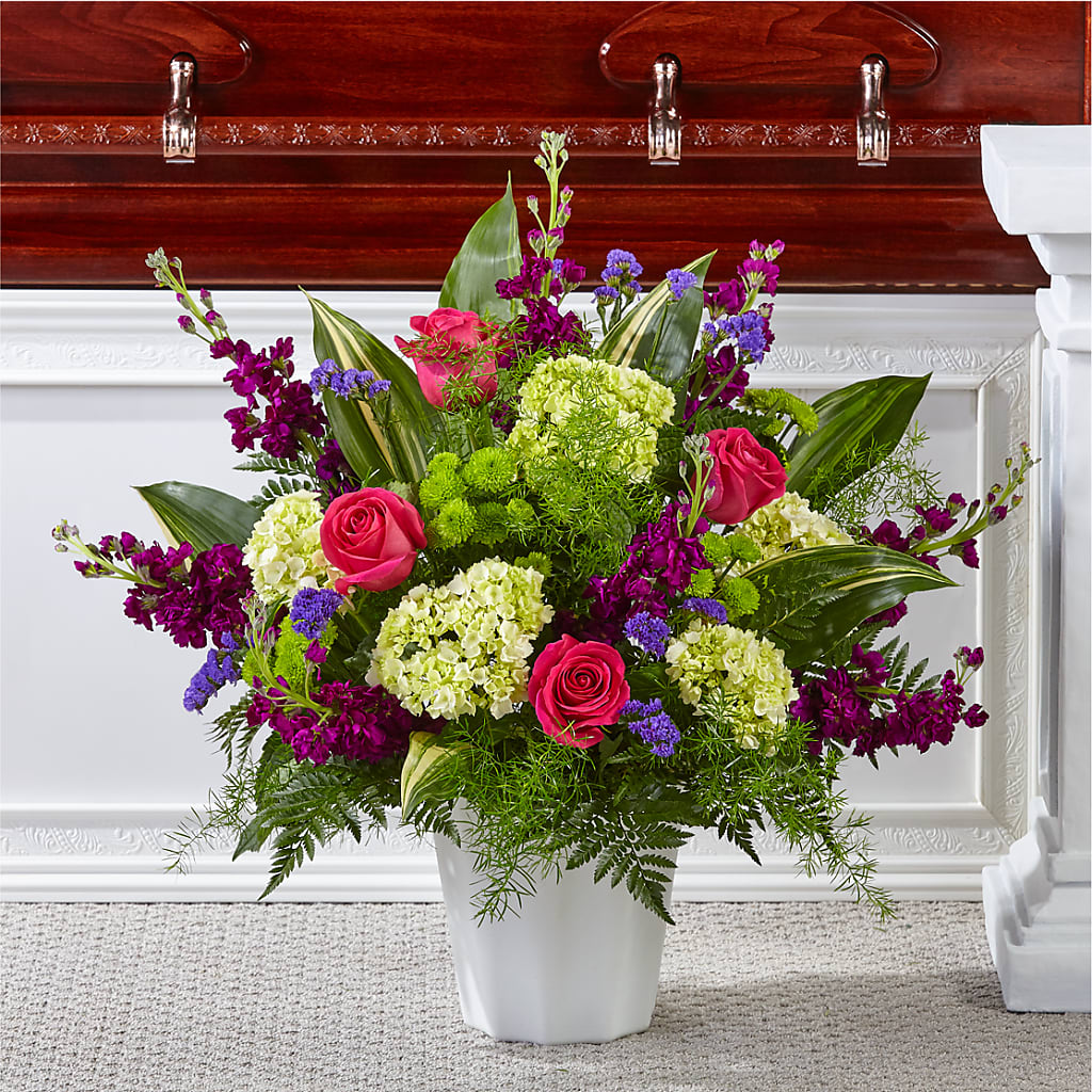 Beautiful Horizons Floor Basket – SHASTA DAISY'S FLORIST & BOUTIQUE, Mobile AL
