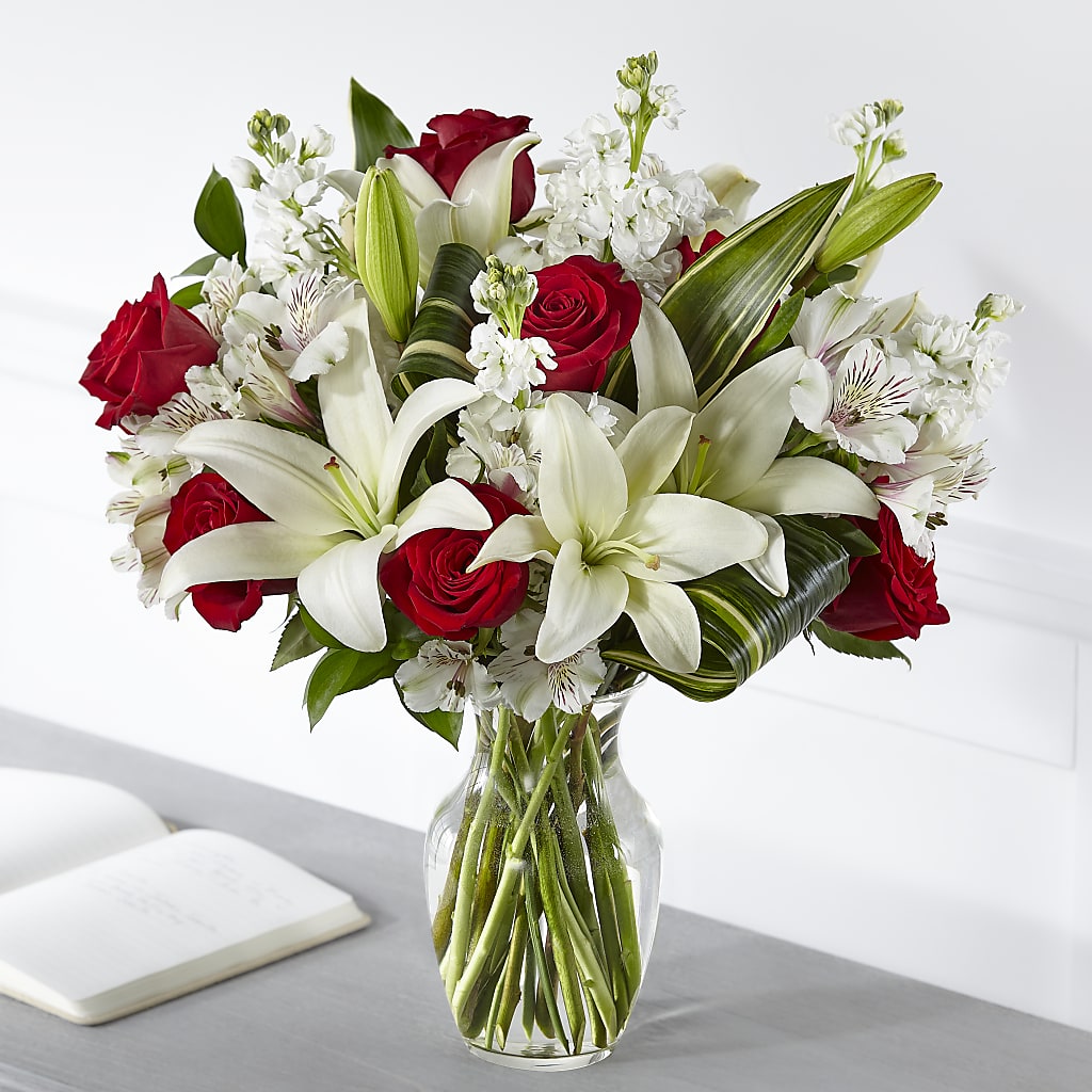 Loving Respect Bouquet – SHASTA DAISY'S FLORIST & BOUTIQUE, Mobile AL