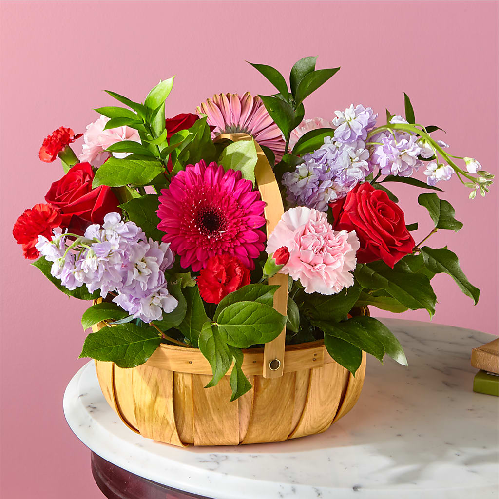 Pink Picnic Basket – SHASTA DAISY'S FLORIST & BOUTIQUE, Mobile AL