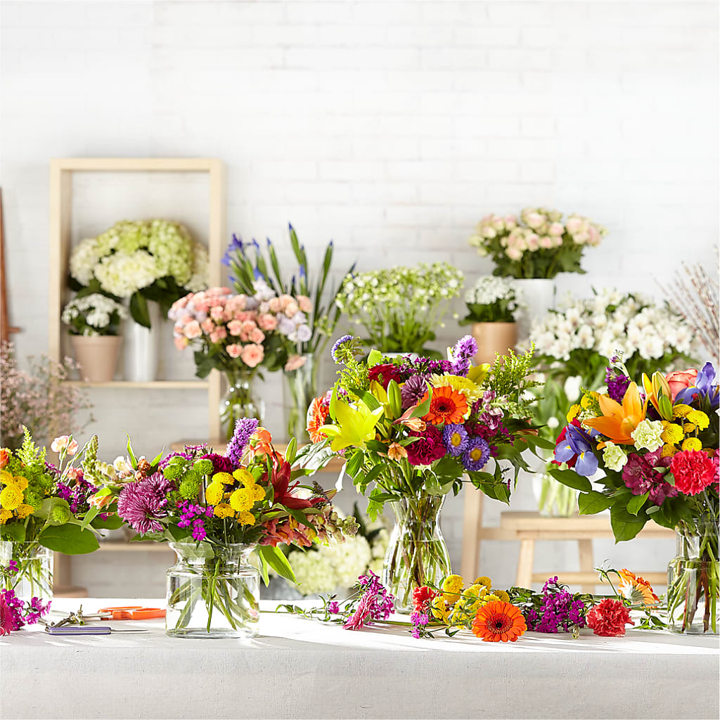 Bold & Bright – A Florist Original – SHASTA DAISY'S FLORIST & BOUTIQUE, Mobile AL
