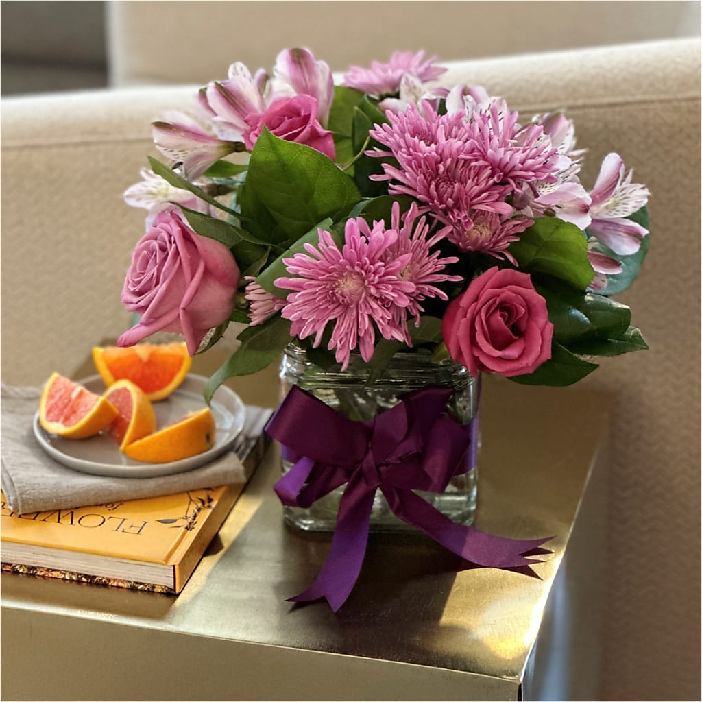 Sugarplum Bouquet – SHASTA DAISY'S FLORIST & BOUTIQUE, Mobile AL