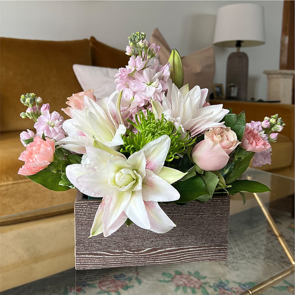 Beautiful Spirit Basket – SHASTA DAISY'S FLORIST & BOUTIQUE, Mobile AL