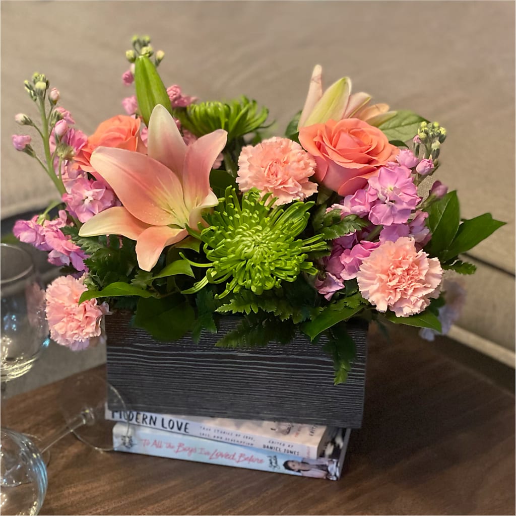 Beautiful Spirit Basket – SHASTA DAISY'S FLORIST & BOUTIQUE, Mobile AL