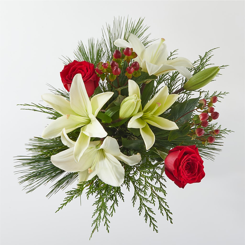 Evergreen Delight Bouquet & Happy Birthday Topper – SHASTA DAISY'S FLORIST & BOUTIQUE, Mobile AL