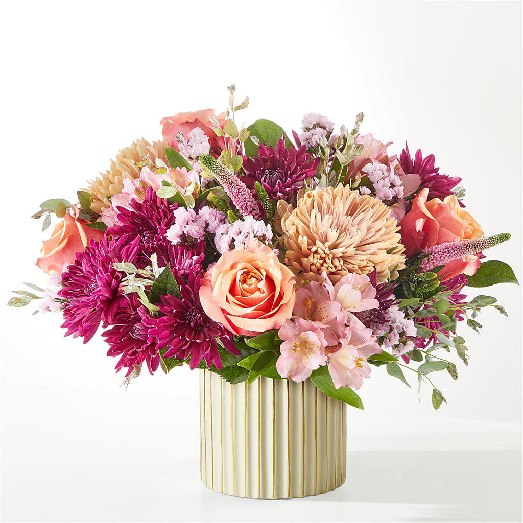 Berry Cobbler Bouquet with Ivory Vase – SHASTA DAISY'S FLORIST & BOUTIQUE, Mobile AL
