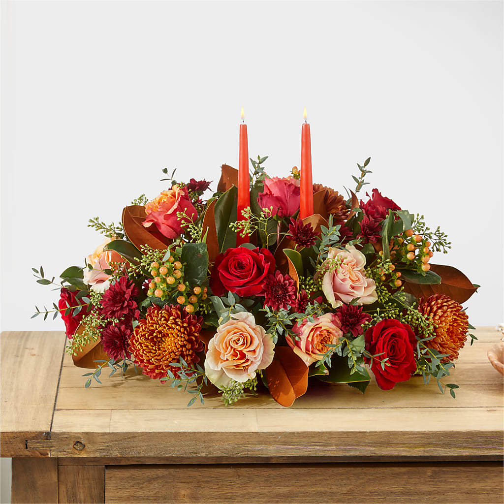 Gather Near Centerpiece – SHASTA DAISY'S FLORIST & BOUTIQUE, Mobile AL